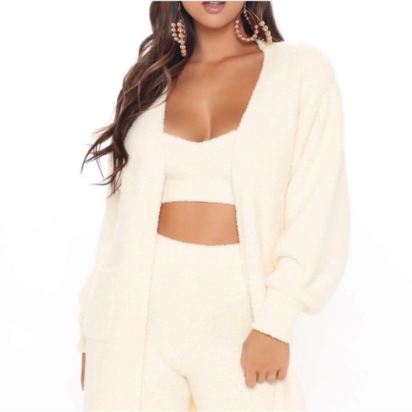 NEW Skims Vibes Lounge Set (Size L,XL) Includes both top & pant by Fashion Nova - Picture 4 of 7